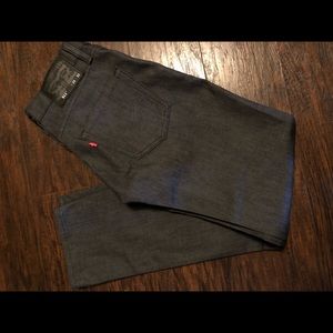 NWOT**LEVI’s 511 size W29 L30